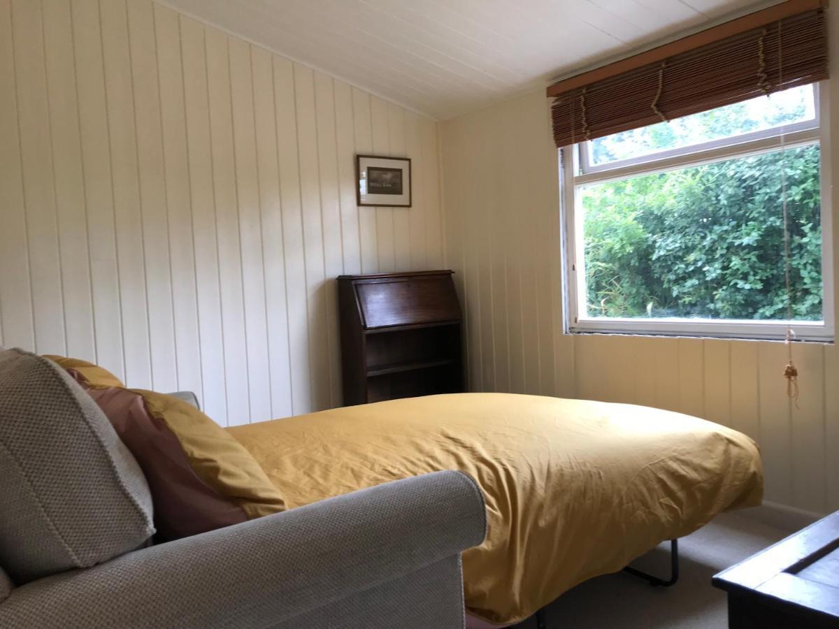 Adorable Hideaway With Log Fire And Incredible Views * Robertsbridge
